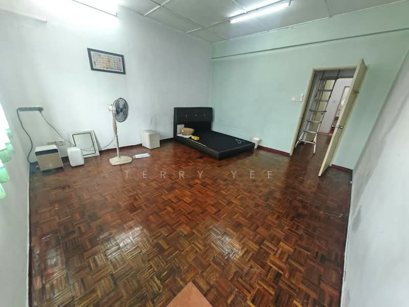 Rumah Teres untuk Dijual di Bandar Mahkota Cheras (Cheras) - Terry Yee - Bedroom - PropertyGuru.com.my