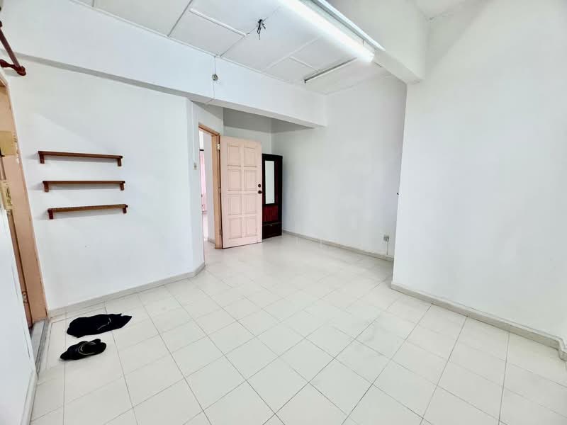 Rumah Teres 3 Tingkat untuk Dijual di Taman Tampoi Utama (Johor Bahru) - Sze Lee - Interior - PropertyGuru.com.my