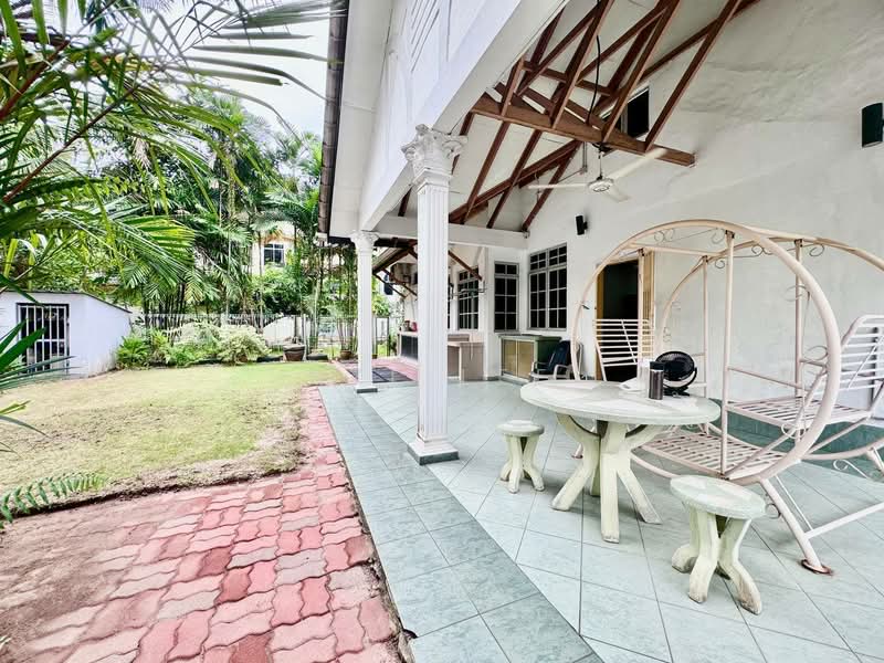 Rumah Teres 3 Tingkat untuk Dijual di Taman Tampoi Utama (Johor Bahru) - Sze Lee - Exterior - PropertyGuru.com.my