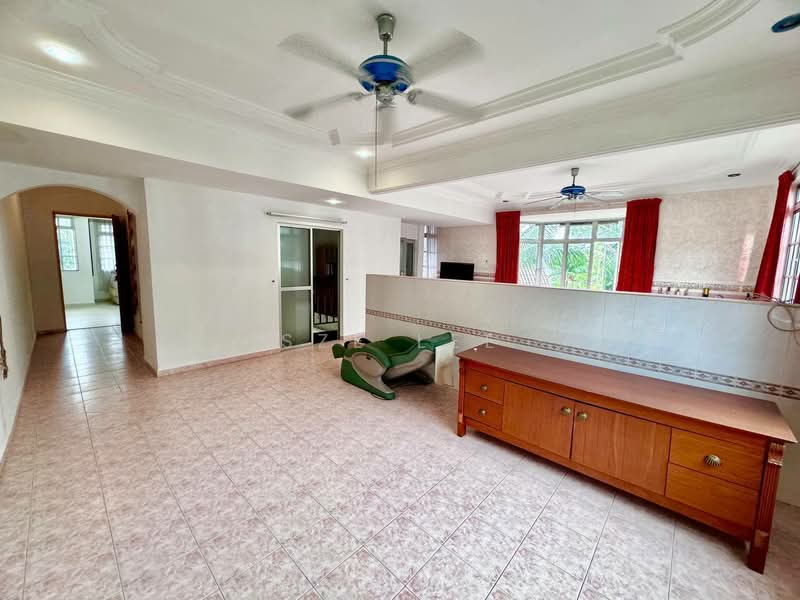 Rumah Teres 3 Tingkat untuk Dijual di Taman Tampoi Utama (Johor Bahru) - Sze Lee - Living Room - PropertyGuru.com.my