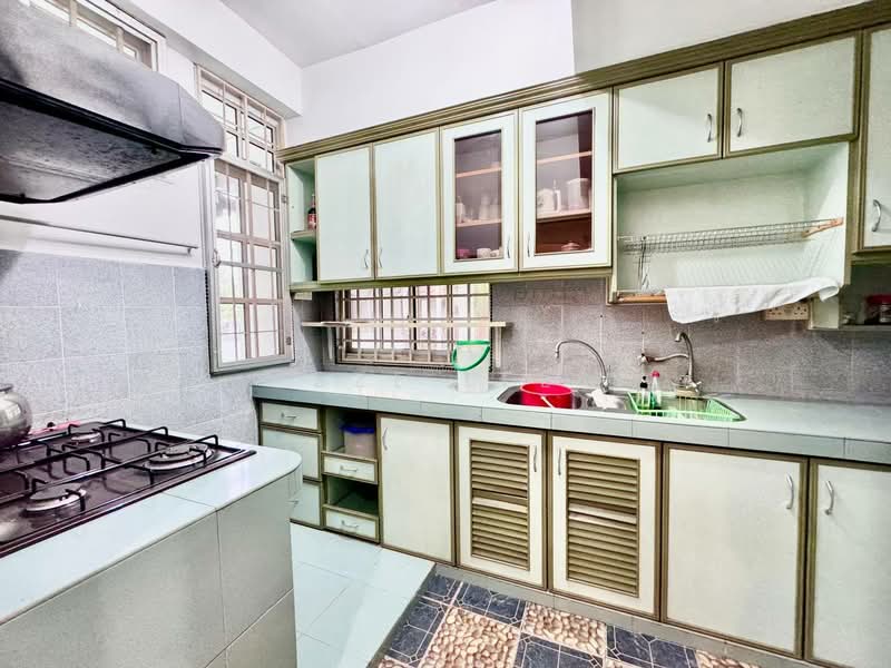 Rumah Teres 3 Tingkat untuk Dijual di Taman Tampoi Utama (Johor Bahru) - Sze Lee - Kitchen - PropertyGuru.com.my