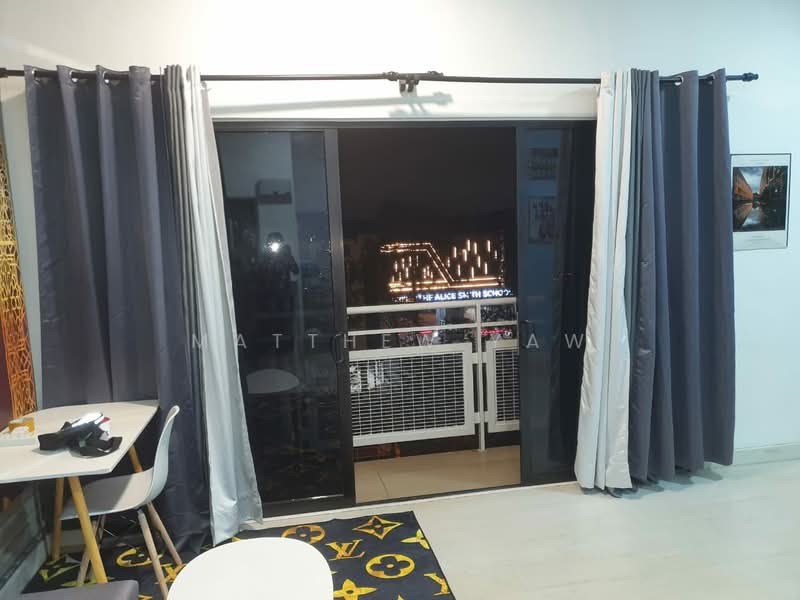 Servis Apartment untuk Disewa di Trio Permai - Matthew Yaw - Balcony - PropertyGuru.com.my