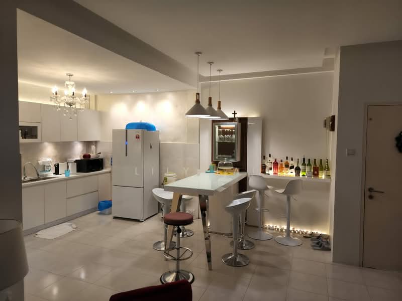Pangsapuri untuk Dijual di Stutong Heights 2 - Lily Lai - PropertyGuru.com.my