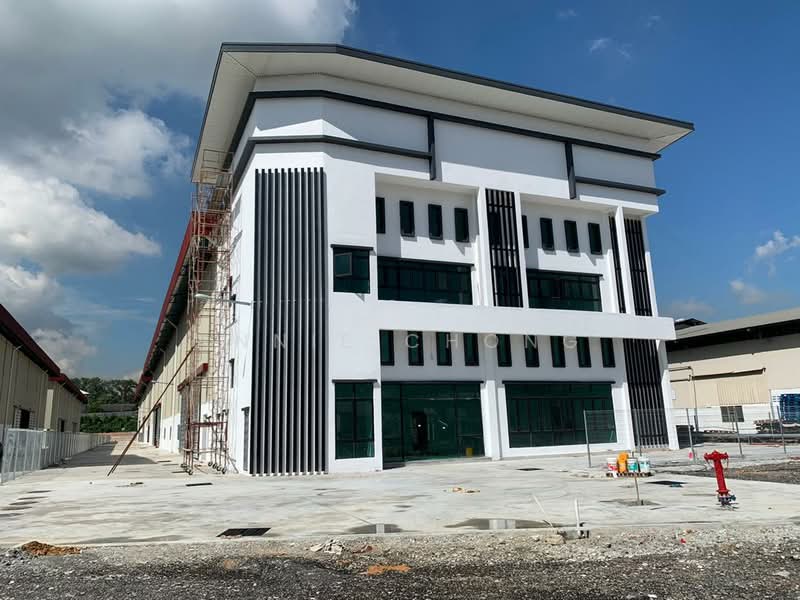 Warehouse for Rent in Taman Bukit Subang (Shah Alam) - Annie Chong - Exterior - PropertyGuru.com.my