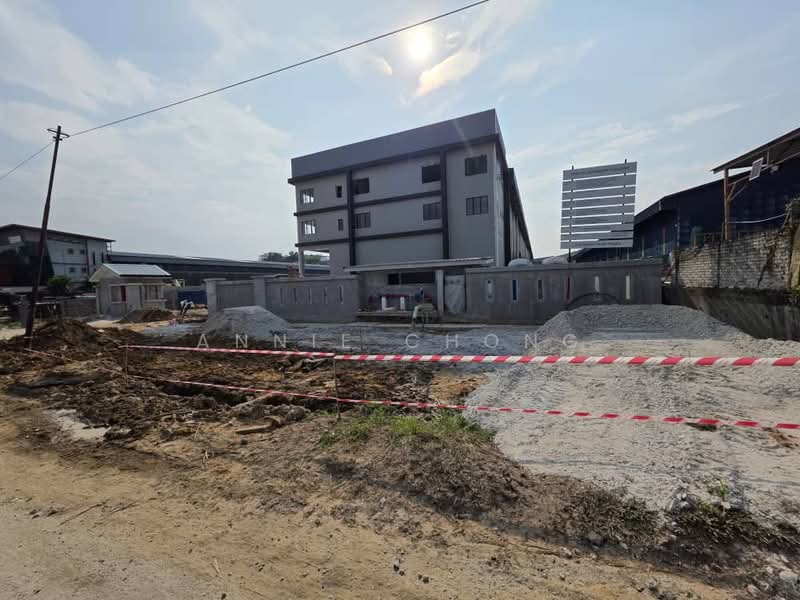 Warehouse for Rent in Taman Bukit Subang (Shah Alam) - Annie Chong - Exterior - PropertyGuru.com.my