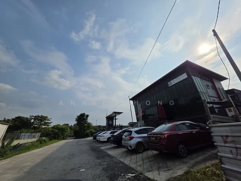 Warehouse for Rent in Taman Bukit Subang (Shah Alam) - Annie Chong - Exterior - PropertyGuru.com.my
