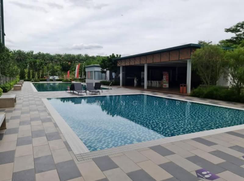 Apartment for Rent at Tangerine Suites - Chai Ming Hern - Pool - PropertyGuru.com.my
