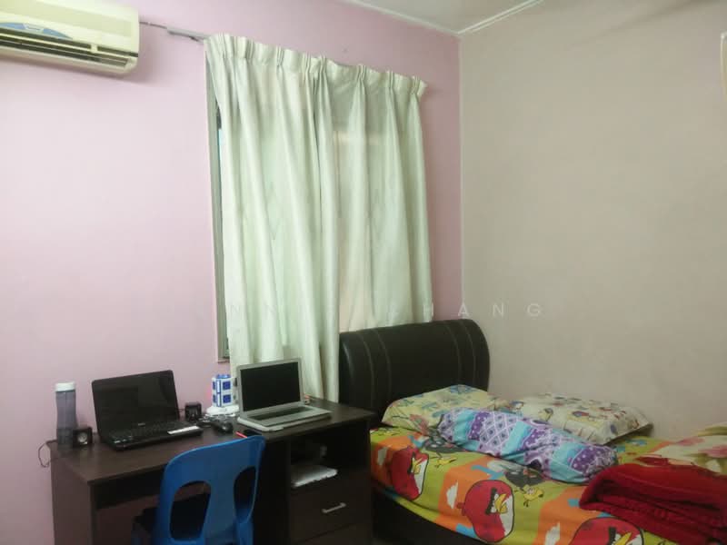 Rumah Teres 2-Tingkat untuk Dijual di Bandar Puchong Utama (Puchong) - Dennis Chang - Bedroom - PropertyGuru.com.my