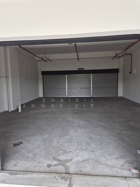 Retail Office for Rent in Bukit Jelutong (Shah Alam) - Khairil Anwar Sirajudin - Interior - PropertyGuru.com.my