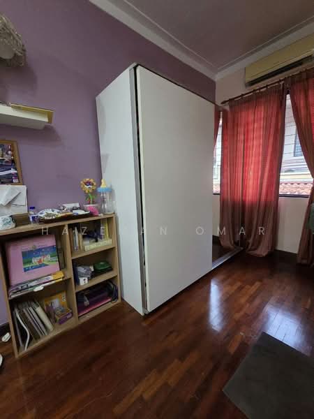 2-storey Terraced House for Sale in Bukit Jelutong (Shah Alam) - Hazeman Omar - Bedroom - PropertyGuru.com.my
