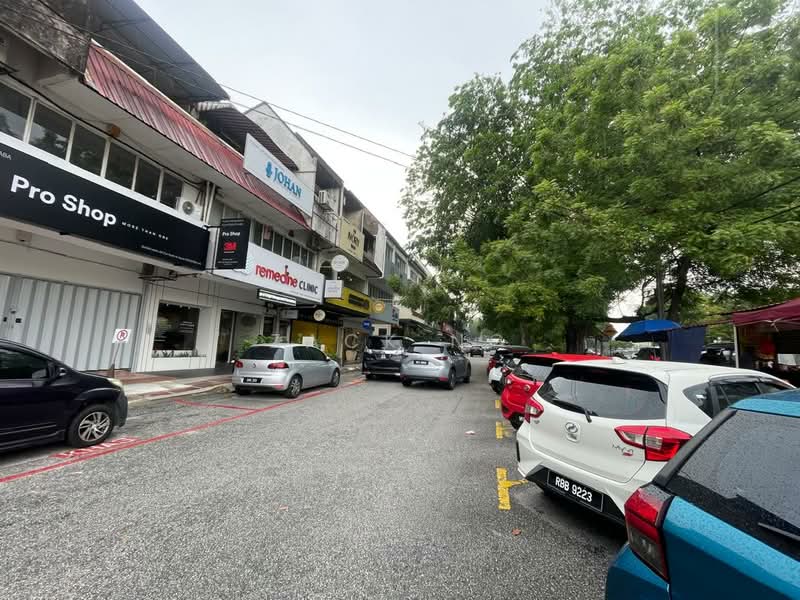 Shop for Rent in Taman Tun Dr Ismail (Kuala Lumpur) - Zack Ng - Exterior - PropertyGuru.com.my