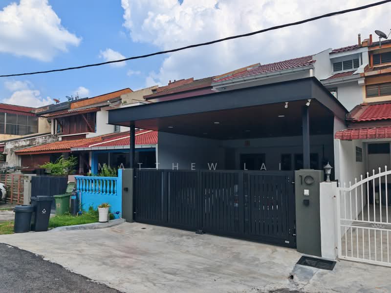 2-storey Terraced House for Sale in Taman Cuepacs (Cheras) - Matthew Lai - Exterior - PropertyGuru.com.my