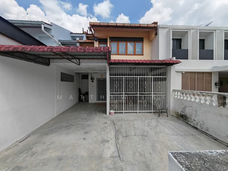 2-storey Terraced House for Sale in Taman Cuepacs (Cheras) - Matthew Lai - Exterior - PropertyGuru.com.my