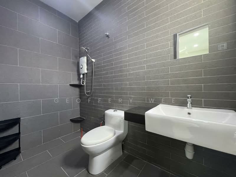 Rumah Teres untuk Disewa di Melaka City (Melaka) - Geoffery Wee - Bathroom - PropertyGuru.com.my