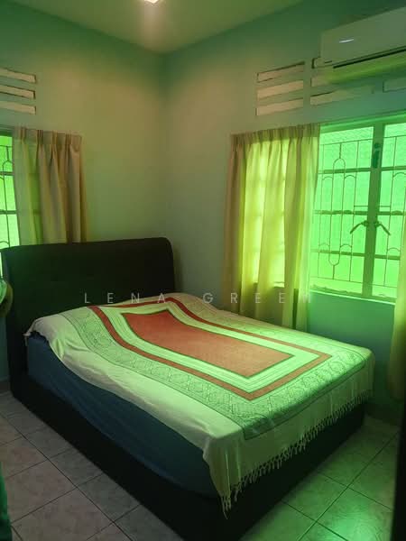 Bungalow for Rent in Seksyen 11 (Petaling Jaya) - Lena Green - Bedroom - PropertyGuru.com.my