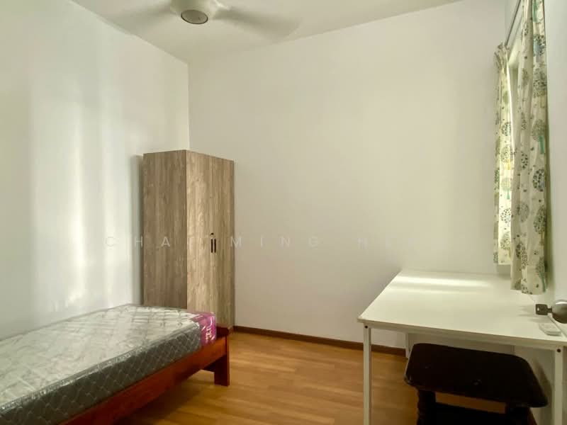 Servis Apartment untuk Disewa di Greenz (Residensi Flora) @ One South - Chai Ming Hern - Bedroom - PropertyGuru.com.my