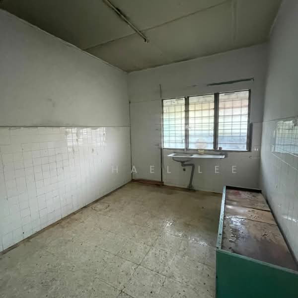 1-storey Terraced House for Sale in Taman Sentosa (Klang) - Rachael Lee - Kitchen - PropertyGuru.com.my