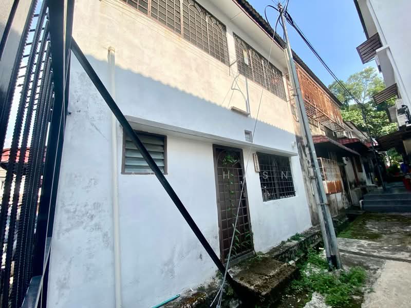 Terraced House for Sale in Taman Sri Aman (Cheras) - Zaharah Hasnas - Exterior - PropertyGuru.com.my