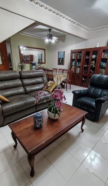 2-storey Terraced House for Sale in Taman Puncak Jalil (Seri Kembangan) - Ilman Nahri - Living Room - PropertyGuru.com.my