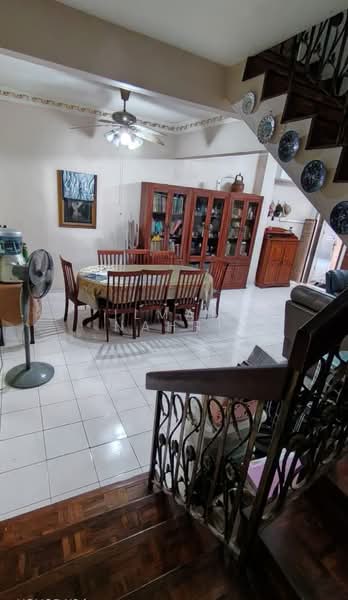 2-storey Terraced House for Sale in Taman Puncak Jalil (Seri Kembangan) - Ilman Nahri - Dining Room - PropertyGuru.com.my