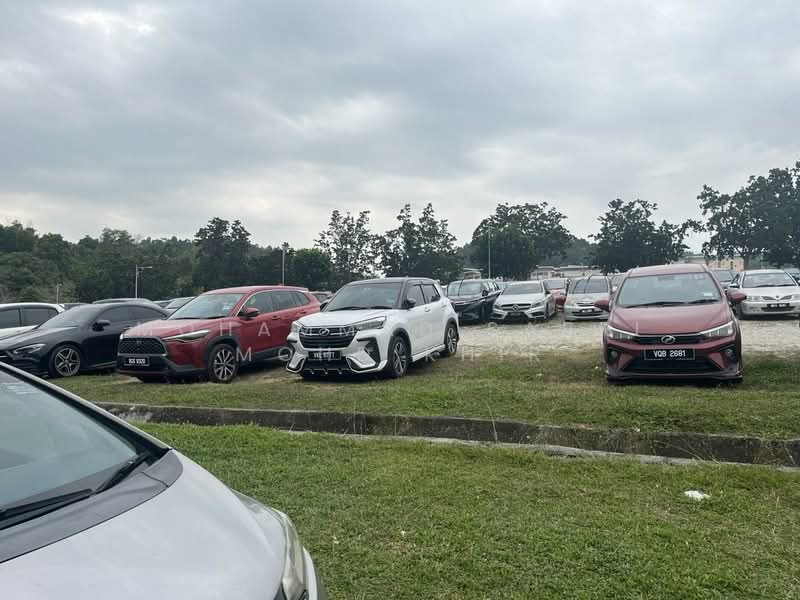 Kedai untuk Disewa di Presint 15 (Putrajaya) - Mohammad Sabri Mohd Khir - Car Park - PropertyGuru.com.my