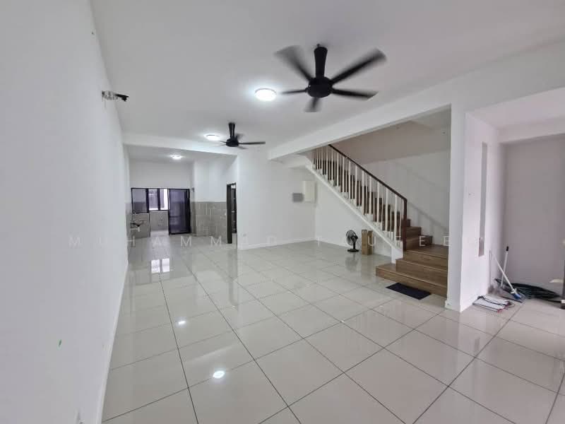 2-storey Terraced House for Rent in Dengkil (Selangor) - Muhammad Taufeeq - Living Room - PropertyGuru.com.my