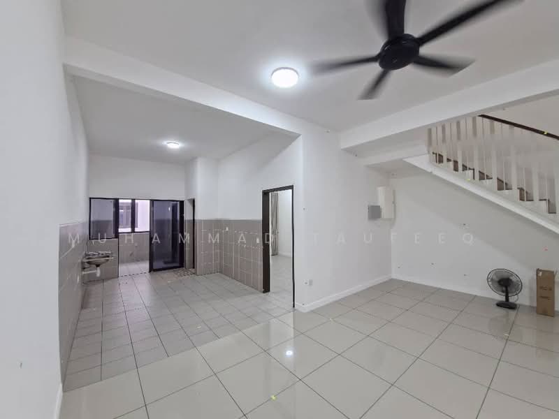 2-storey Terraced House for Rent in Dengkil (Selangor) - Muhammad Taufeeq - Living Room - PropertyGuru.com.my