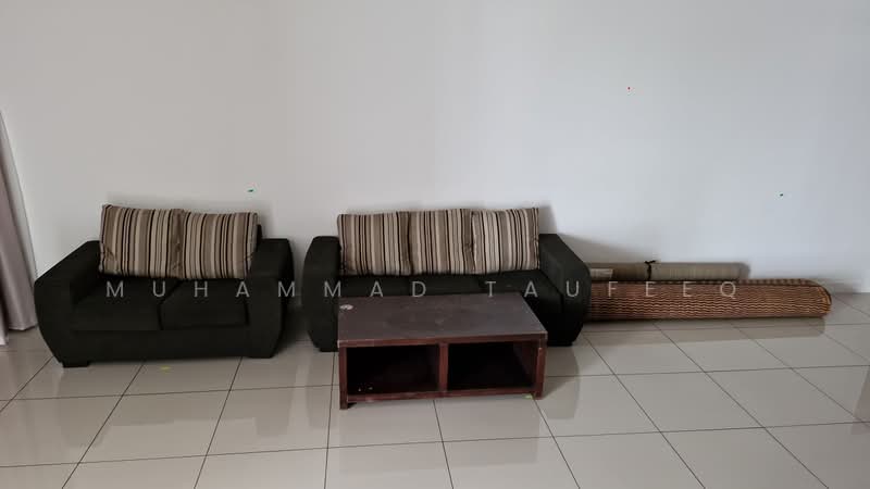 2-storey Terraced House for Rent in Dengkil (Selangor) - Muhammad Taufeeq - Living Room - PropertyGuru.com.my