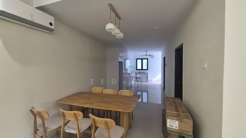 Rumah Teres 2 Tingkat untuk Disewa di Taman Vista Mutiara (Bandar Sungai Long) - Zed Bu - Dining Room - PropertyGuru.com.my