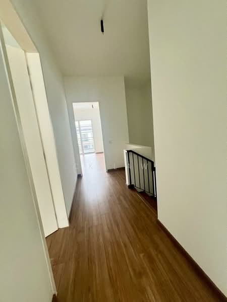 Rumah Teres 2-Tingkat untuk Disewa di Eco Majestic (Semenyih) - CK Law - Corridor - PropertyGuru.com.my