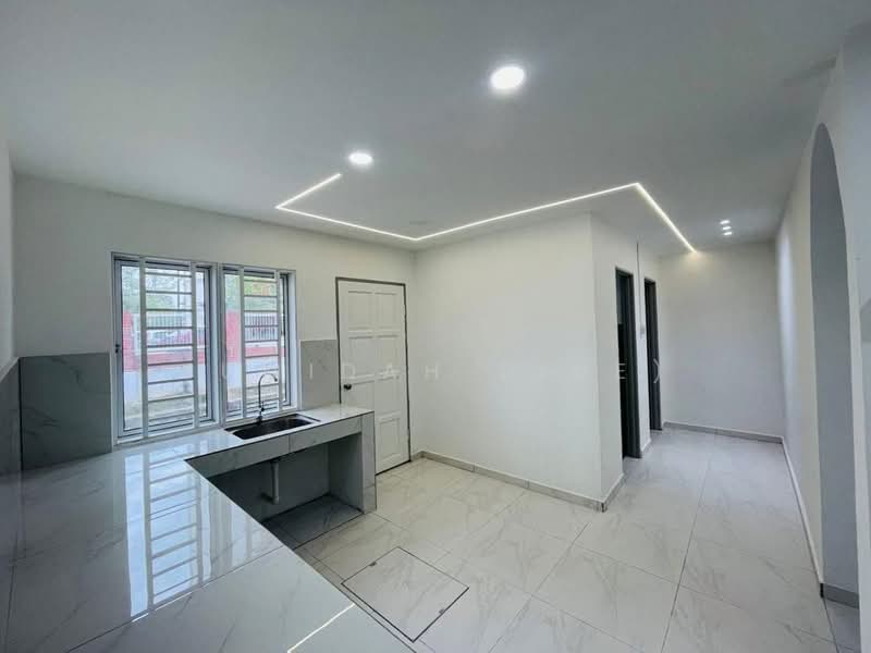 1-storey Terraced House for Sale in Klang (Selangor) - JUMIDAH (JUE) - Kitchen - PropertyGuru.com.my