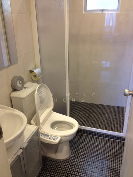 Condominium for Sale at Riviera III - Kok Weng Chong - Bathroom - PropertyGuru.com.my