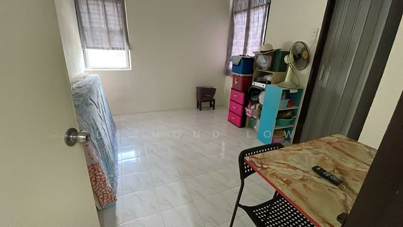 Rumah Flat untuk Dijual di Taman Sri Setia - Desmond Low - PropertyGuru.com.my