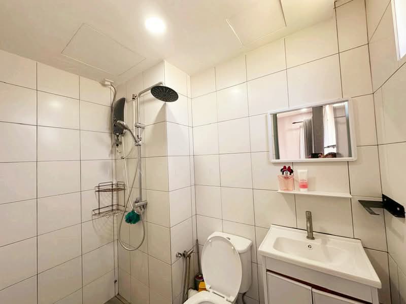 Servis Apartment untuk Disewa di The Stone - Jinelle Ong - Bathroom - PropertyGuru.com.my