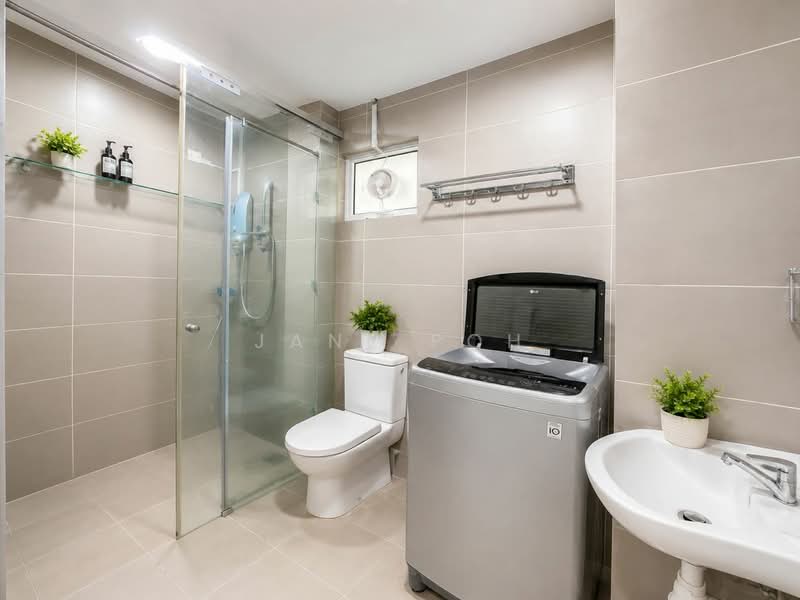 Servis Apartment untuk Dijual di Summerton - Jane Poh - Bathroom - PropertyGuru.com.my