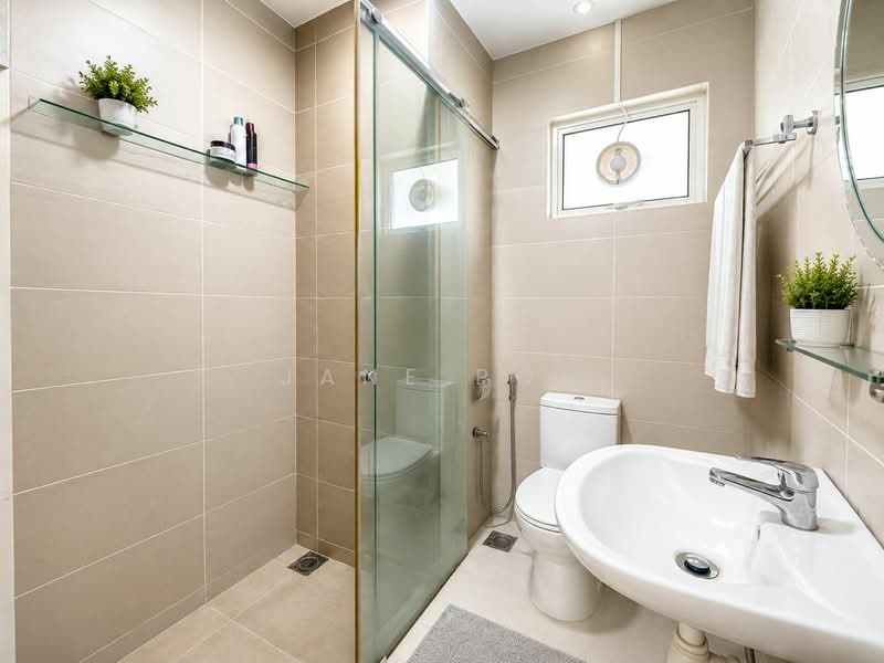 Servis Apartment untuk Dijual di Summerton - Jane Poh - Bathroom - PropertyGuru.com.my