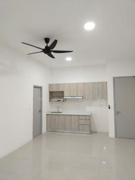 Kondominium untuk Dijual di Rumbia Residence - Ashley Wong - Kitchen - PropertyGuru.com.my