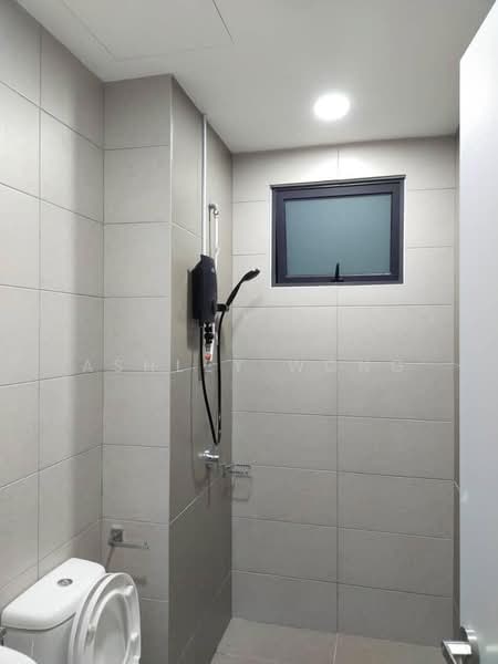Kondominium untuk Dijual di Rumbia Residence - Ashley Wong - Bathroom - PropertyGuru.com.my