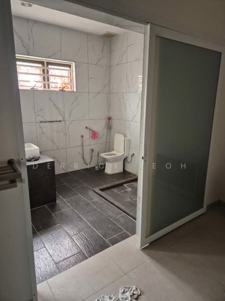 Rumah Teres 1 Tingkat untuk Disewa di Jelutong (Penang) - Derrick Yeoh - Bathroom - PropertyGuru.com.my