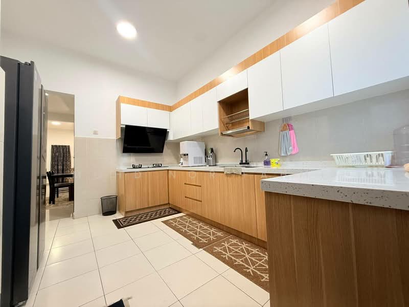 Rumah Teres 2 Tingkat untuk Dijual di Nilai 3 (Nilai) - Mohd Nor Fahmi - Kitchen - PropertyGuru.com.my