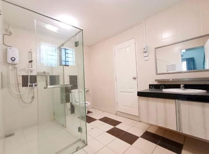 Bungalow for Sale in Bandar Seri Botani (Simpang Pulai) - Michelle Cheng - Bathroom - PropertyGuru.com.my