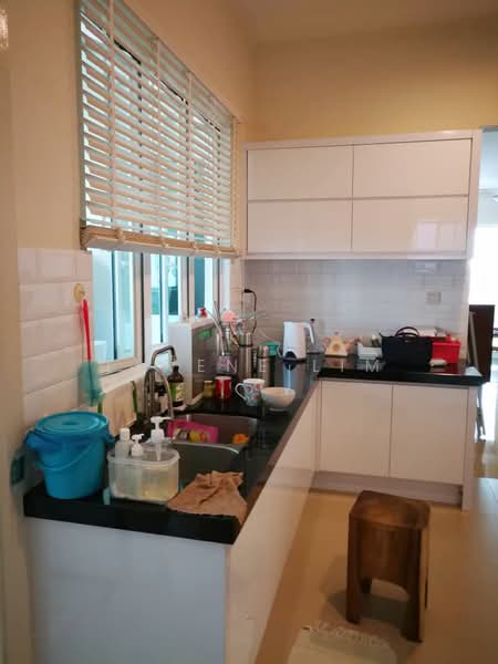 Kondominium untuk Dijual di Surian Residences - Lavene Lim - Kitchen - PropertyGuru.com.my
