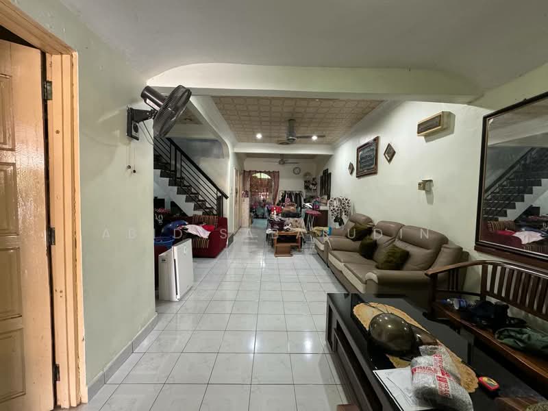 Rumah Teres 1 Tingkat untuk Dijual di Au 2 (Ulu Kelang) - Abid Sabarudin - Living Room - PropertyGuru.com.my
