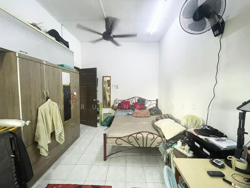 Rumah Teres 1 Tingkat untuk Dijual di Klang (Selangor) - Amirul Nasyriq - Bedroom - PropertyGuru.com.my