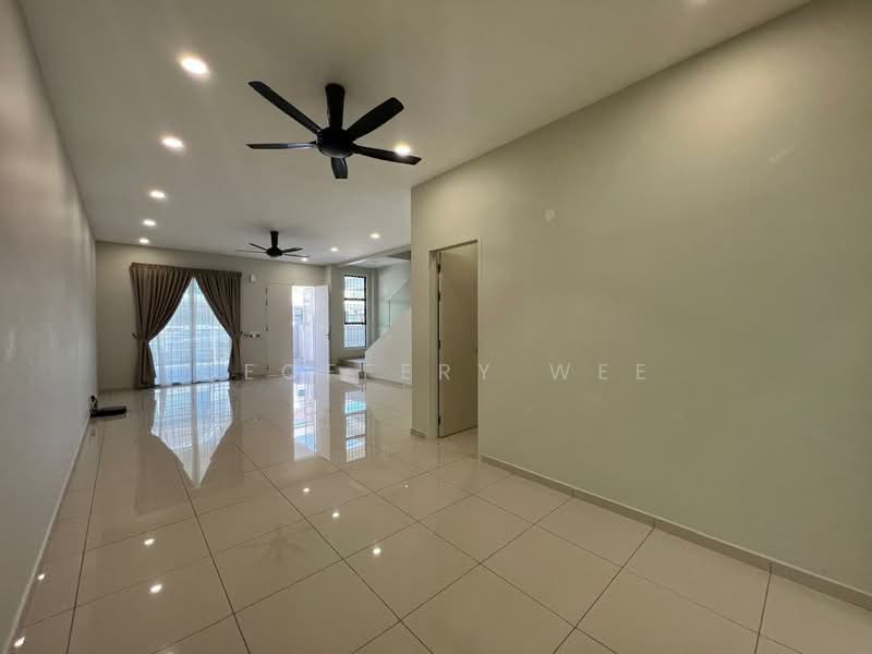 Rumah Teres untuk Disewa di Melaka City (Melaka) - Geoffery Wee - Living Room - PropertyGuru.com.my