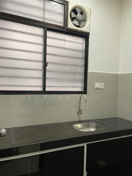 Condominium for Rent at Residensi Zamrud - Elaine Yap - Kitchen - PropertyGuru.com.my