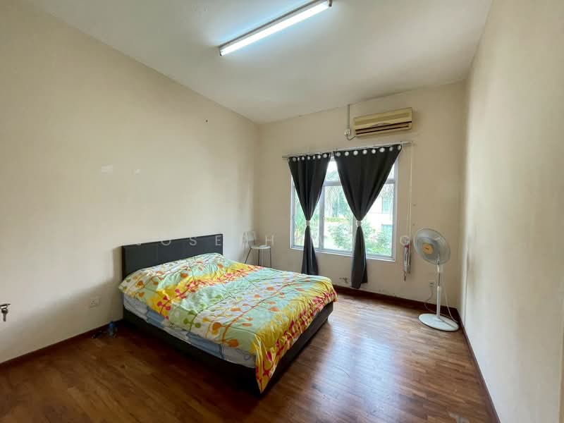 Bungalow for Sale in Bandar Putra (Kulai) - Joseph Wong - Bedroom - PropertyGuru.com.my