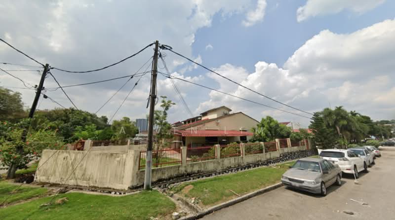 1-storey Terraced House for Sale in Taman Bukit Maluri (Kepong) - Alven Lim - Exterior - PropertyGuru.com.my
