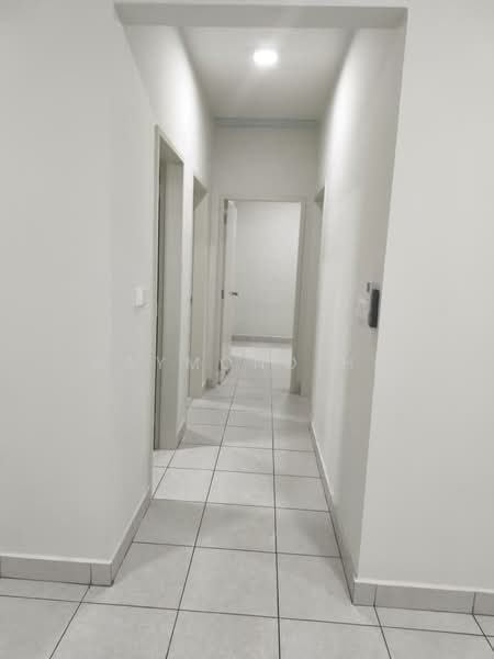 Pangsapuri untuk Disewa di Residensi Max - Raymond Ho - Corridor - PropertyGuru.com.my