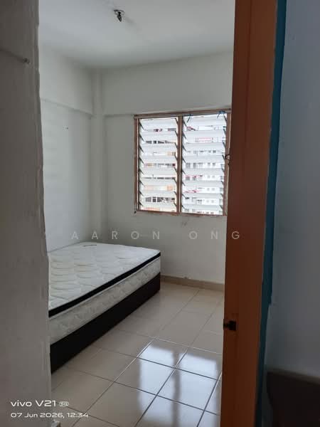 Rumah Flat untuk Disewa di Danau Kota Flat - Aaron Ong - Bedroom - PropertyGuru.com.my